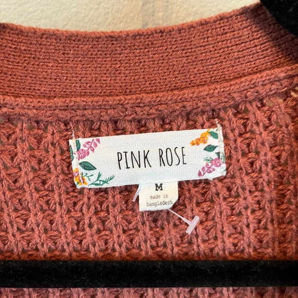 Pink open sweater. - Picture 3 of 3